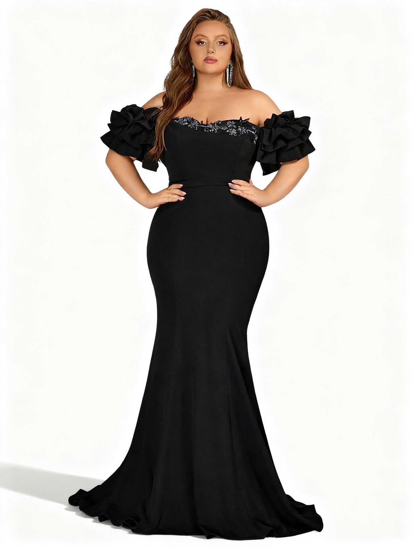 Stalluxe | Schwarzes Besticktes Trägerloses Kleid