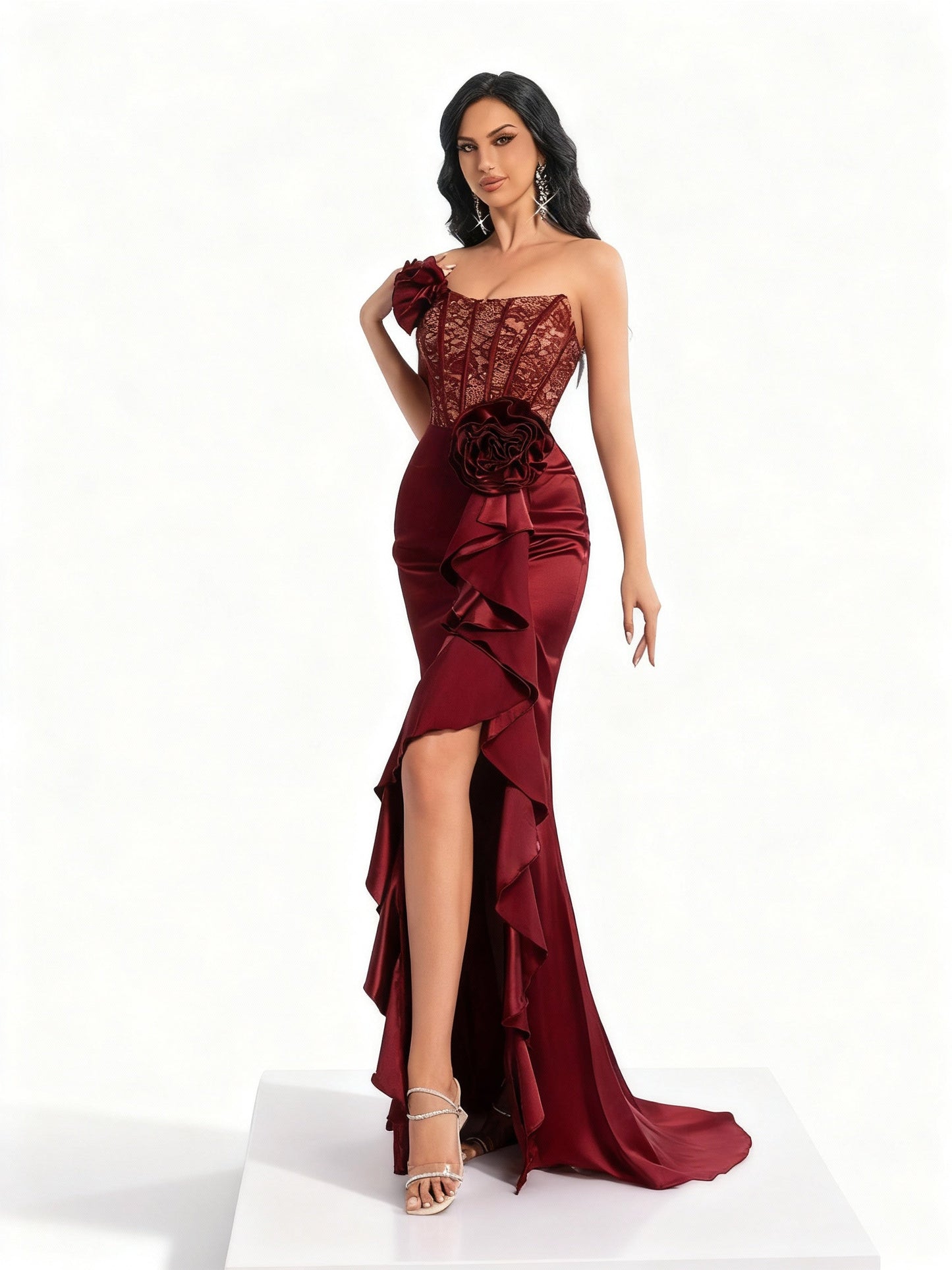 Stalluxe | Faltenkleid mit Blumendetail für festliche Anlässe Schwarz