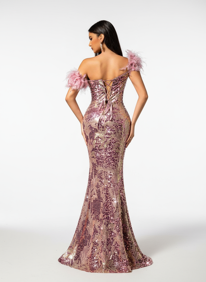 Stalluxe | Elegantes Rosa Ein-Schulter-Pailletten-Partykleid mit Federn