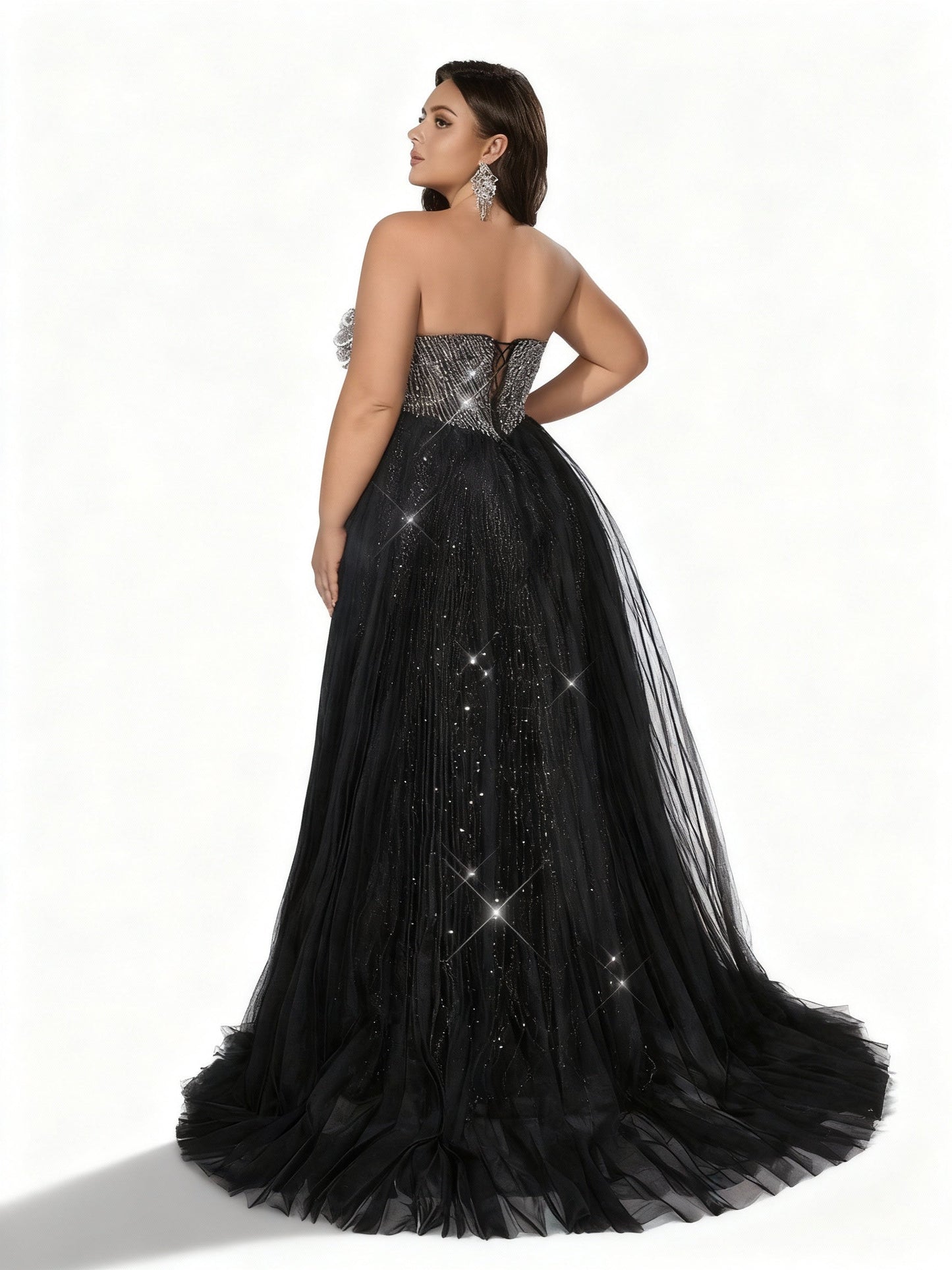 Sovaae | Glamouröses Schwarzes Pailletten-Abendkleid in Übergröße mit Trägerlosem Design