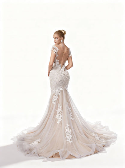 Stalluxe | Göttliches Spitzenapplikations Brautkleid ohne Ärmel