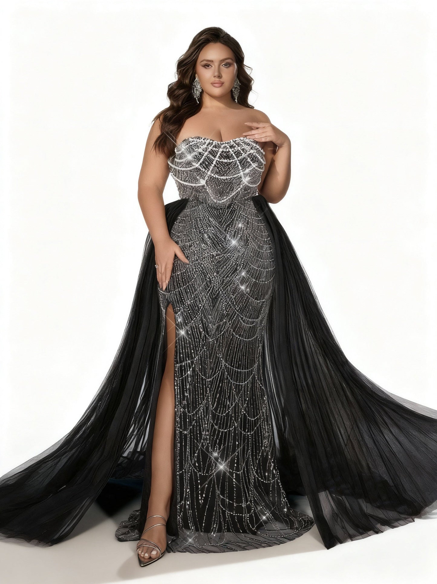 Sovaae | Glamouröses Schwarzes Pailletten-Abendkleid in Übergröße mit Trägerlosem Design 5xl