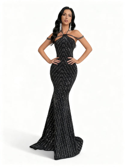 Stalluxe | Göttliches Strasskleid mit Rückenausschnitt im Meerjungfrauenstil Schwarz