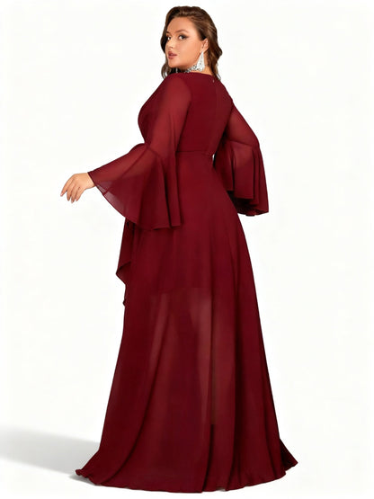 Stalluxe | Burgunderfarbenes Kleid mit Asymmetrischem Saum und Langen Ärmeln