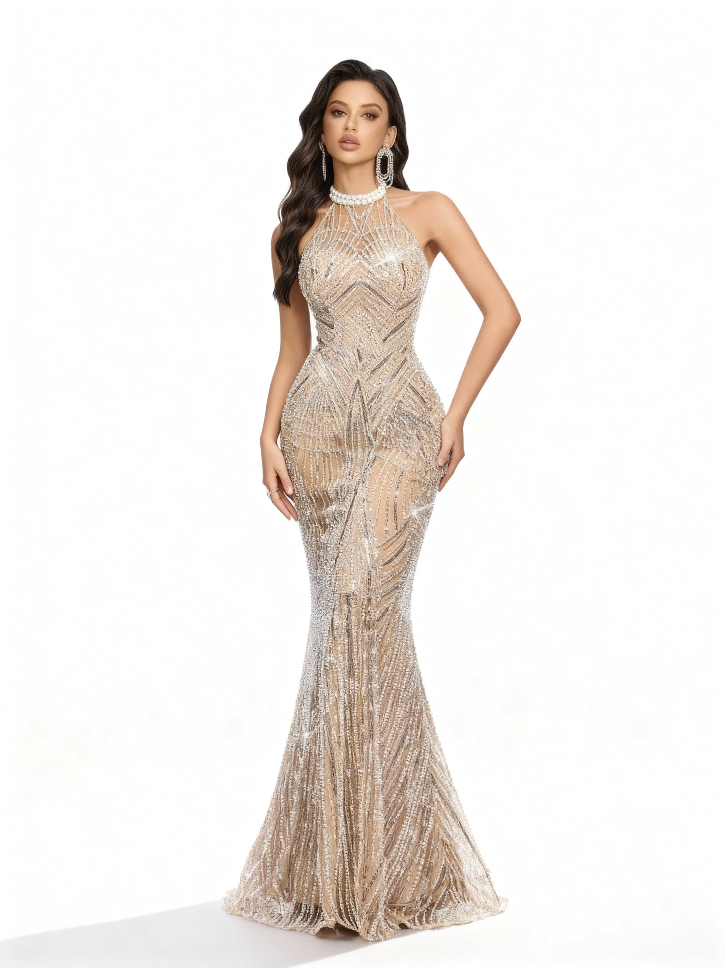 Stalluxe | Champagnerfarbenes Kleid mit Neckholder und Rückenschleife Champagnerfarbe