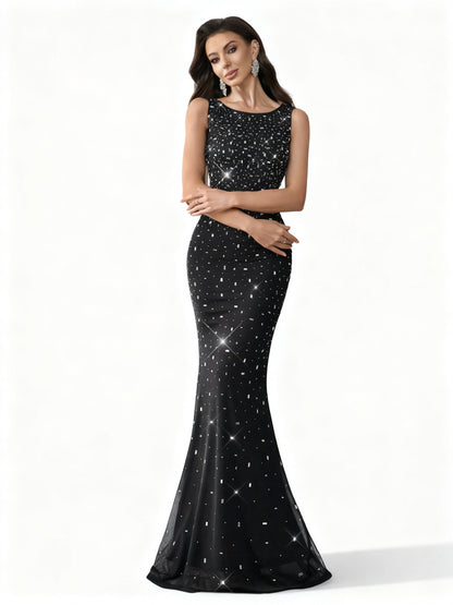 Stalluxe | Luxuriöses Strass-Abendkleid ohne Ärmel mit Rundhalsausschnitt