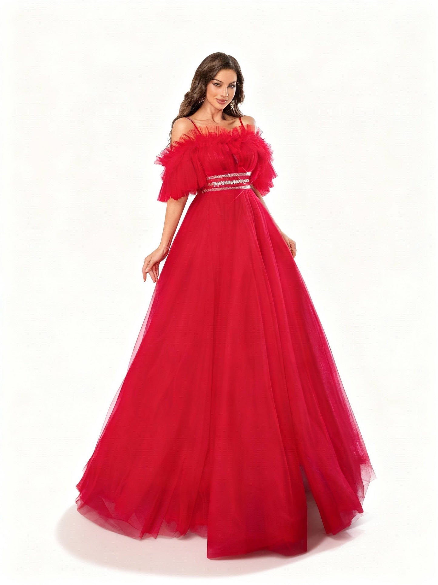 Stalluxe | Atemberaubendes rotes trägerloses Kleid mit Mesh-Schlitz