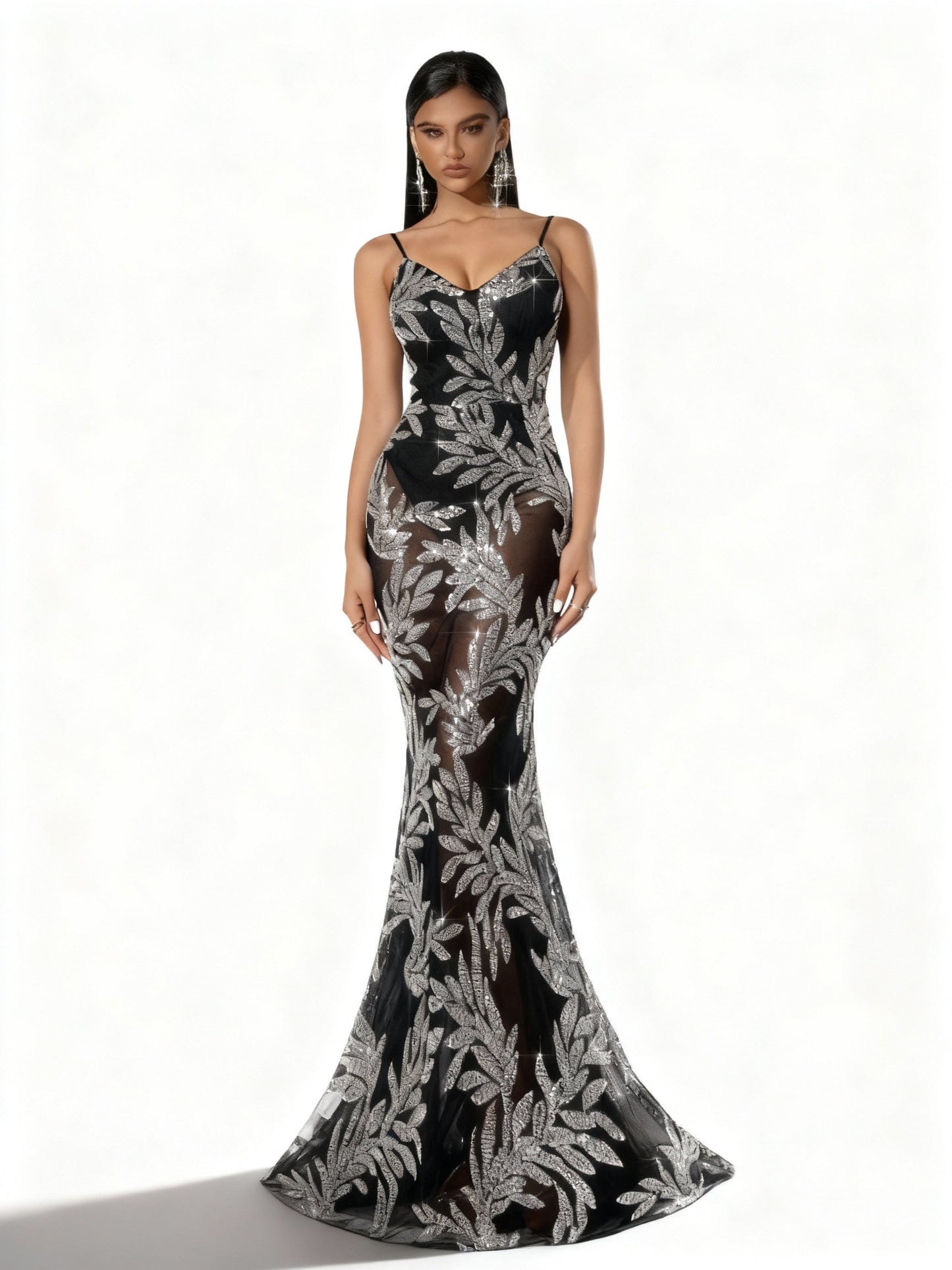 Stalluxe | Schwarzes Netzkleid mit Blumenmuster und Halterneck