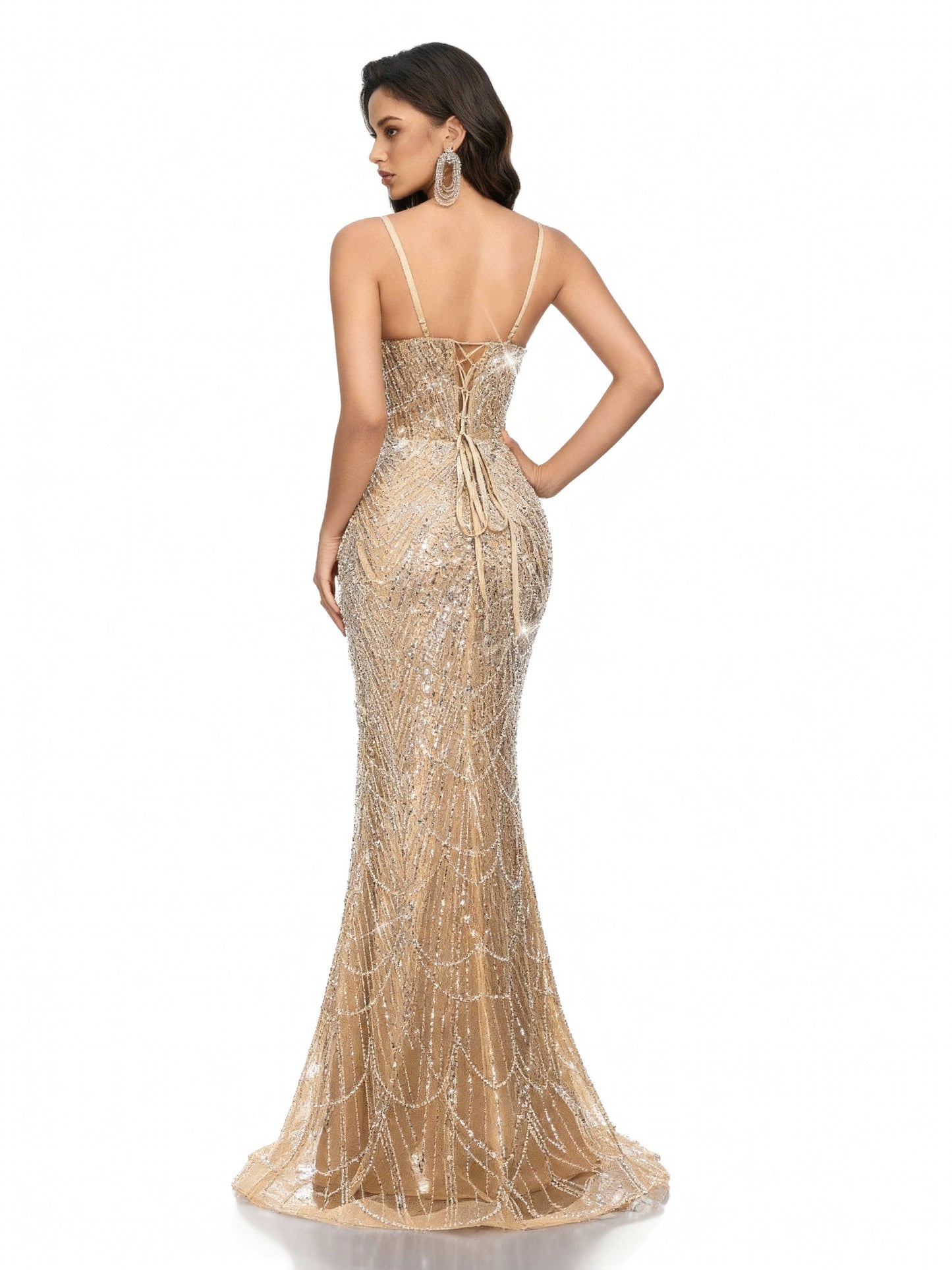 Stalluxe | Ärmelloses Kleid mit Perlen und Paillettendetails