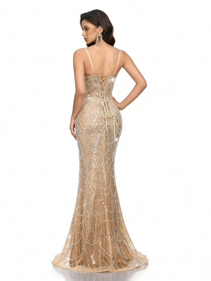 Stalluxe | Ärmelloses Kleid mit Perlen und Paillettendetails