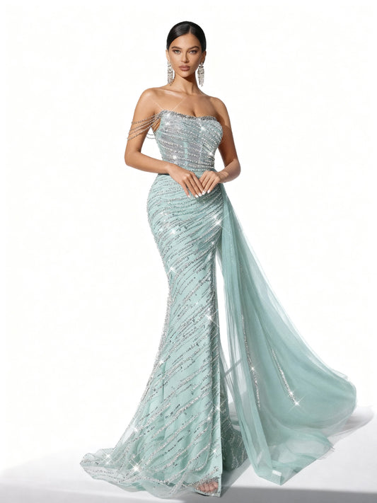 Stalluxe | Atemberaubendes trägerloses Abendkleid mit Streifen-Pailletten und hohem Beinschlitz XL