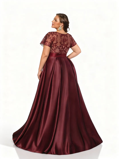 Stalluxe | Burgunderfarbenes Spitzen Abendkleid in Übergröße