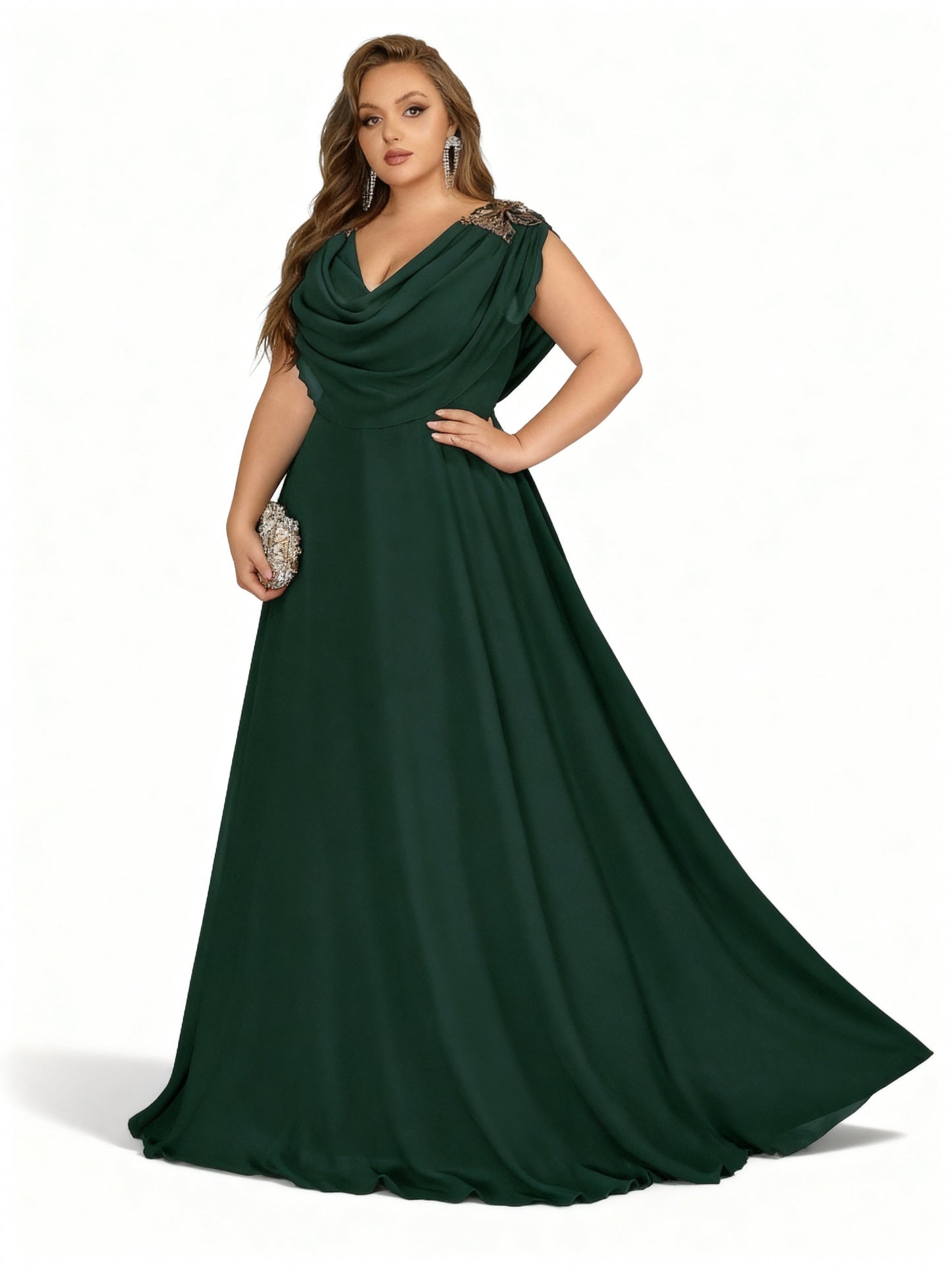 Stalluxe | Sommerliches Brautjungfernkleid in Übergröße mit Applikationen und tiefem V-Ausschnitt Dunkelgrün