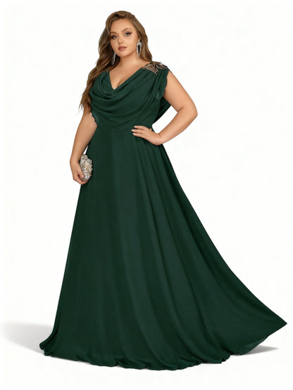 Stalluxe | Sommerliches Brautjungfernkleid in Übergröße mit Applikationen und tiefem V-Ausschnitt Dunkelgrün