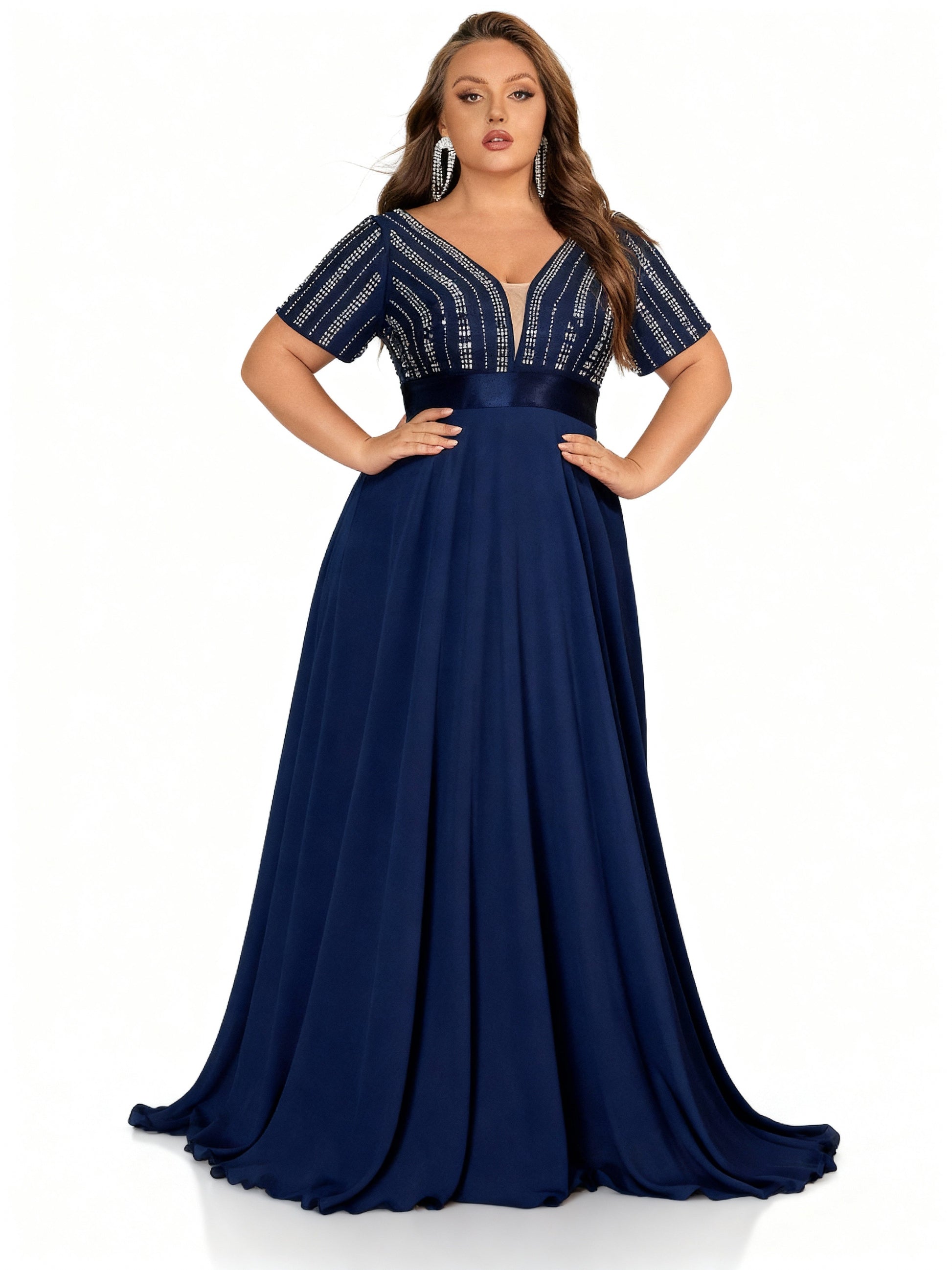 Stalluxe | Langkleid in Großen Größen mit Strass und Perlen