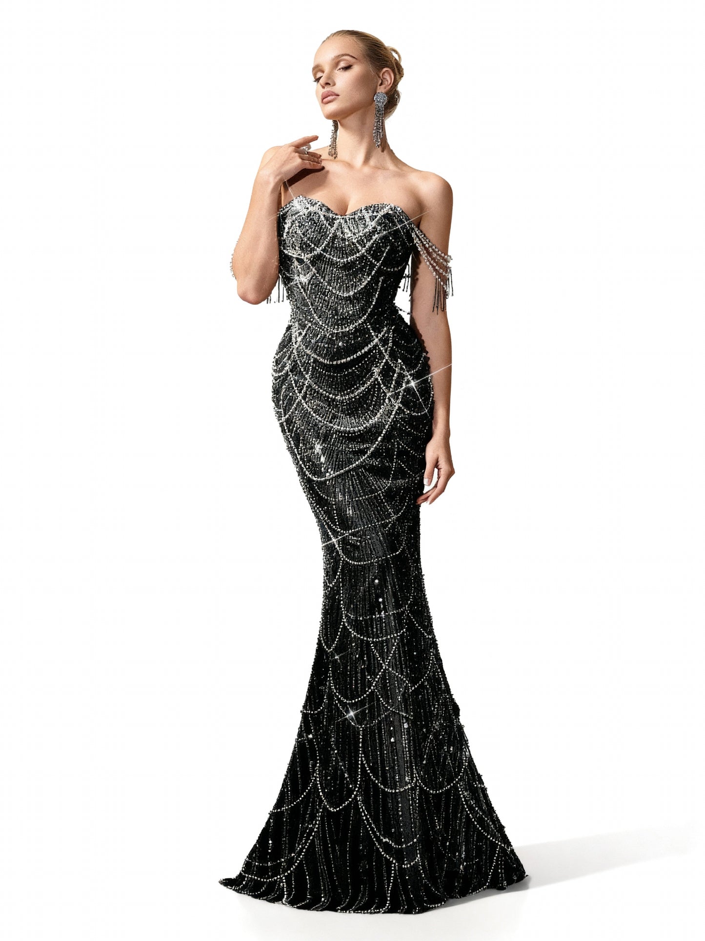 Stalluxe | Perlenverziertes Kleid mit Einer Schulter in Bodenlänge Schwarz