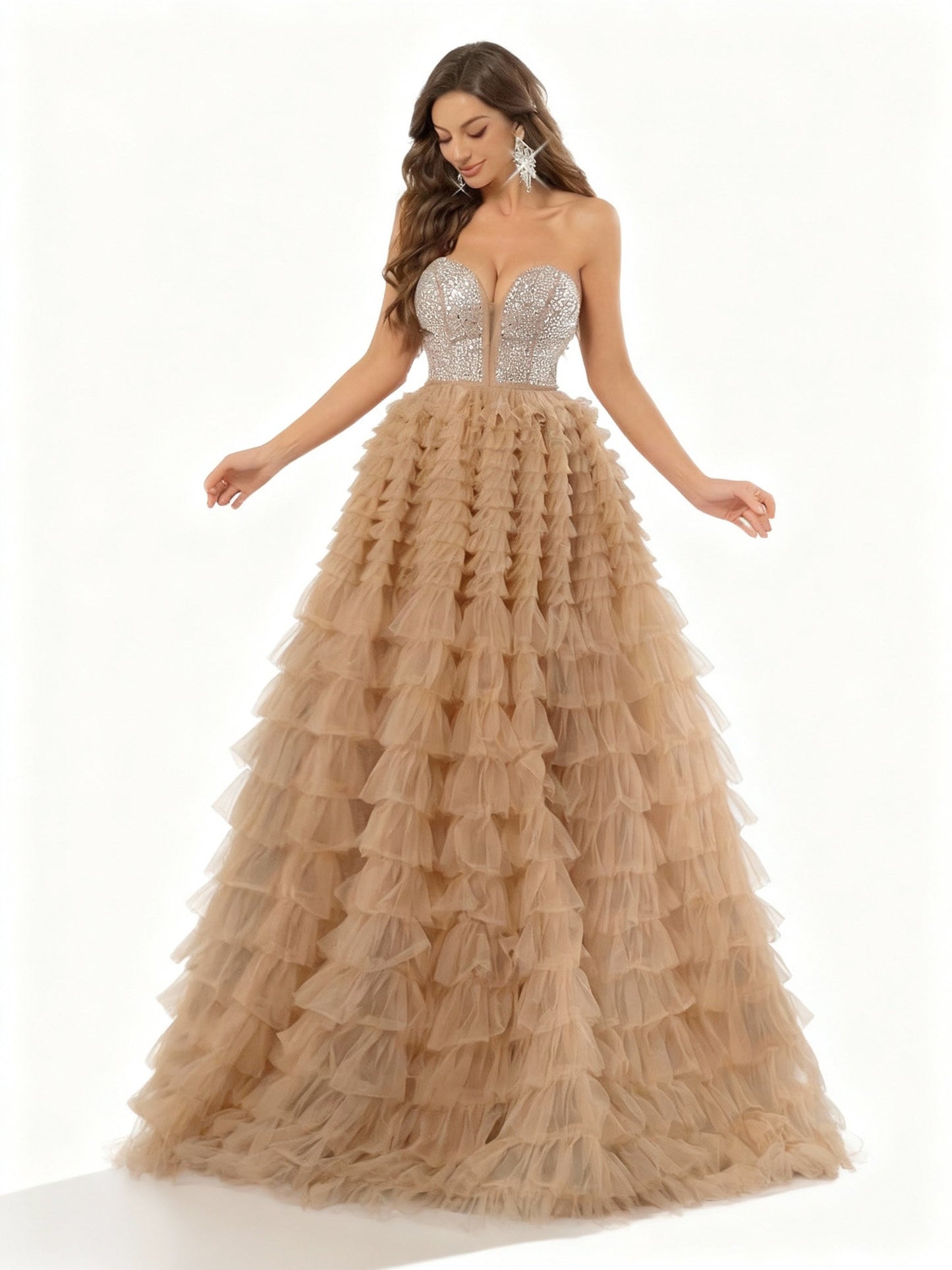 Stalluxe | Champagnerfarbenes Strasskleid mit Rüschen-Saum XL