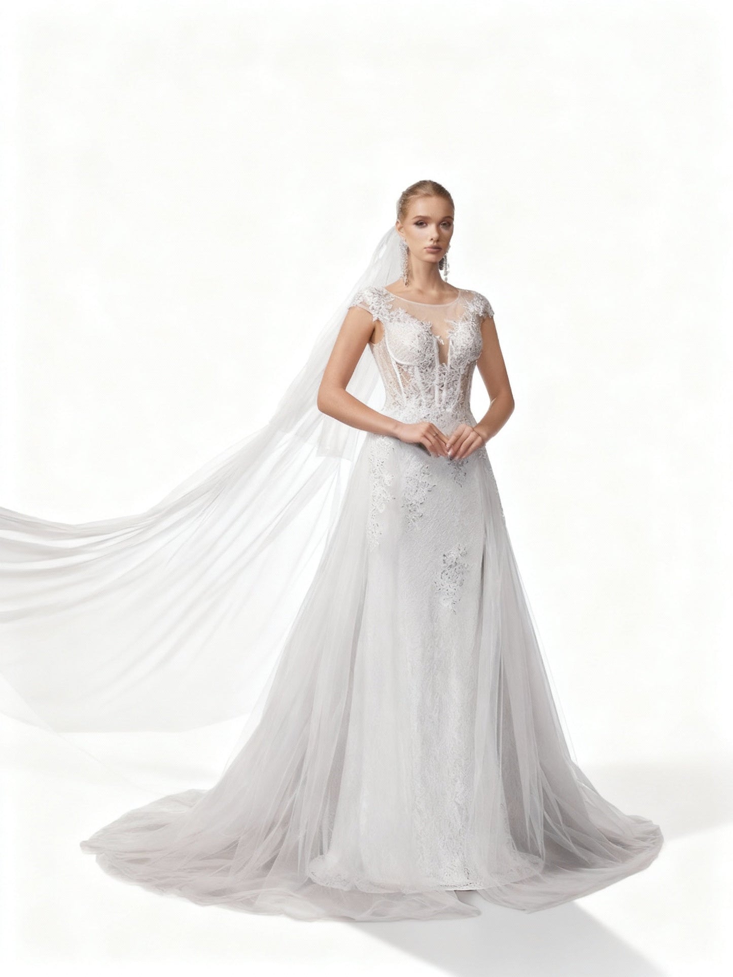 Stalluxe | Elegantes Weißes Brautkleid mit Mesh und Boot-Ausschnitt