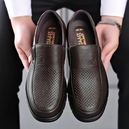 Stalluxe | Herren-Freizeitschuhe aus echtem Leder Braun Loch