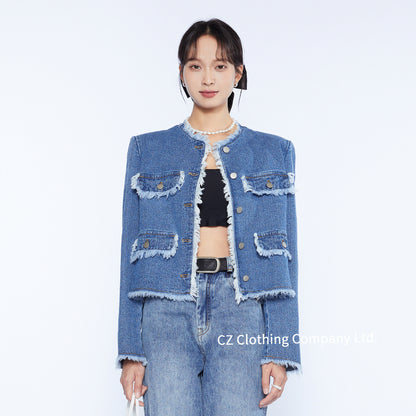 Damen Jeansjacke mit fransigen Details und eleganten Knopfverschlüssen Stalluxe