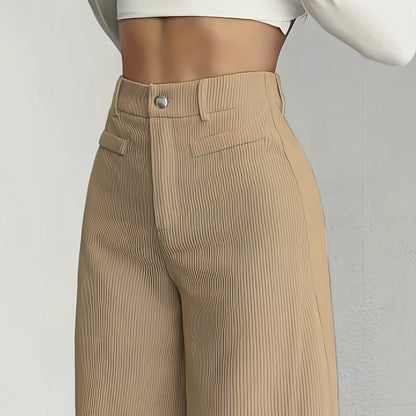 Damen Weitgeschnittene Cordhose mit hohem Bund und Taschen Stalluxe