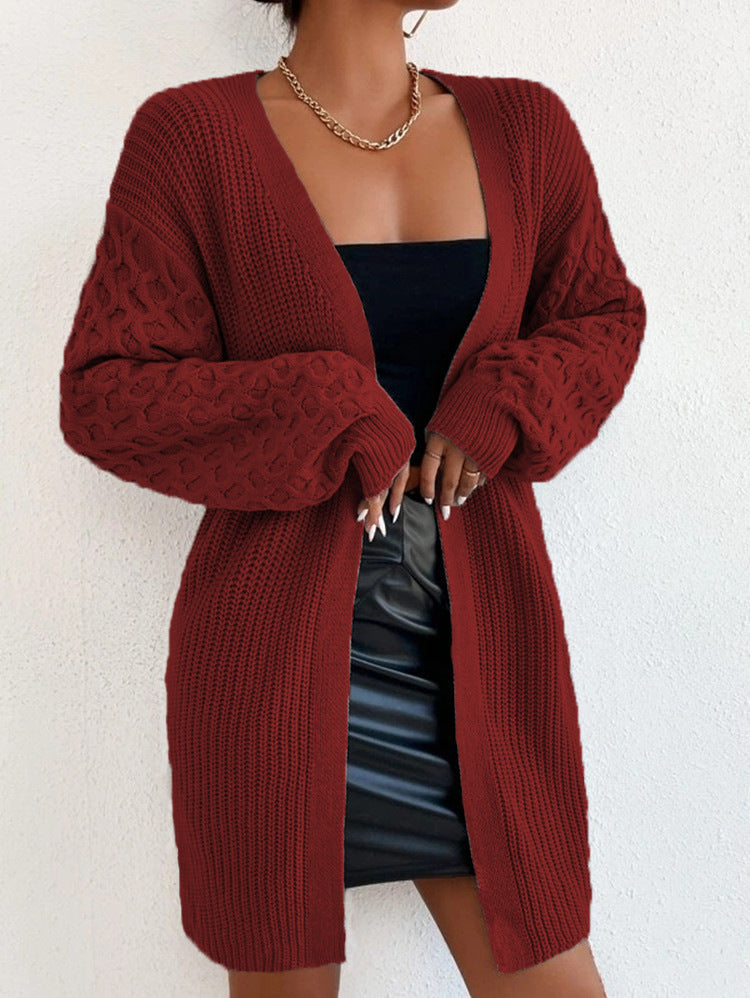 Damen Strickjacke mit kunstvollem Zopfdesign und lockerem Schnitt Stalluxe