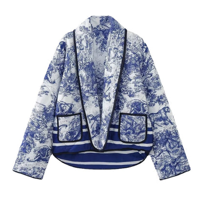 Damen Oversized Steppjacke mit floralem Muster und kontrastierenden Details Stalluxe