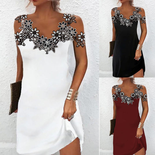 Damen Elegantes Kleid mit Spitzenbesatz Stalluxe