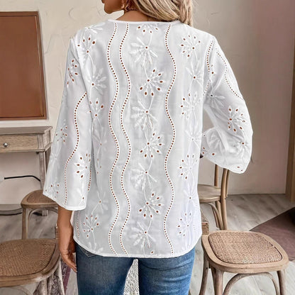 Damen bestickte Bluse mit elegantem V-Ausschnitt und 3/4-Ärmeln Stalluxe