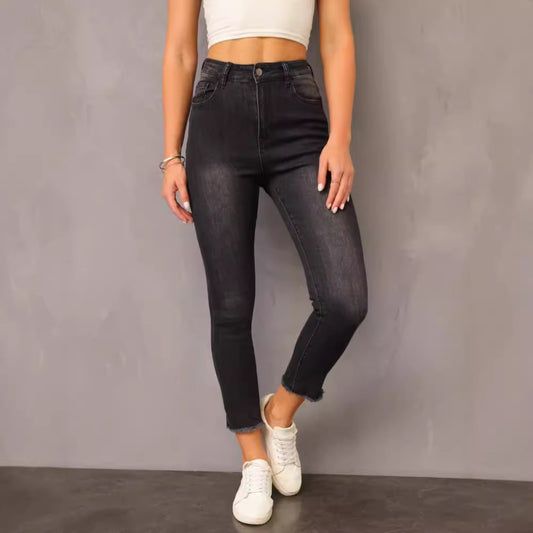 Damen High-Waist Jeans mit fransigem Saum und anpassbarem Schnitt Stalluxe