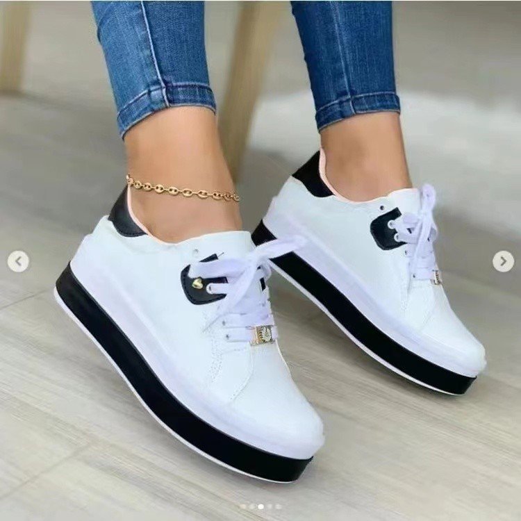 Damen Sneakers mit modischem Plateau und eleganten Details Stalluxe