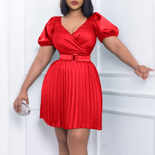 Damen Plissiertes Kleid mit elegante Wickeloptik und tailliertem Gürtel Stalluxe