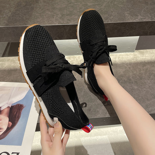 Damen Sportliche Sneakers mit atmungsaktivem Strickoberteil und elastischen Akzenten Stalluxe