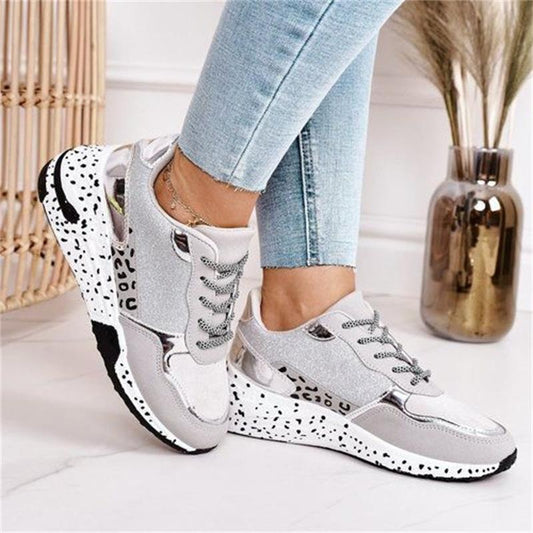 Damen Sportliche Wedge-Sneaker mit funkelnden Akzenten und rutschfester Sohle Stalluxe
