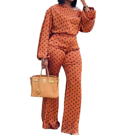 Damen Set aus lässigem Oberteil mit weit geschnittenen Hosen und eleganten Punkten Stalluxe