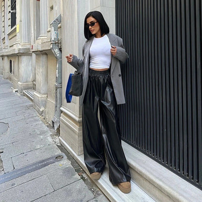 Damen Elegante Lederhose mit weitem Schnitt und elastischem Bund Stalluxe