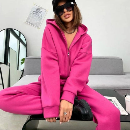 Damen bequemer Fleece-Jumpsuit mit Kapuze und seitlichem Reißverschluss Stalluxe