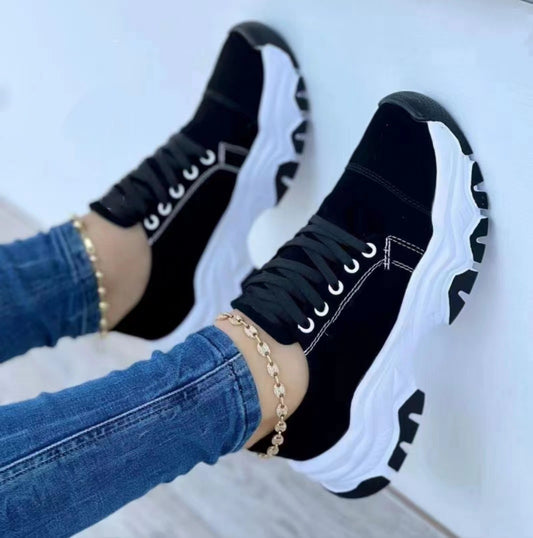 Damen Sportliche Chunky Sneakers mit luftiger Mesh-Oberfläche Stalluxe