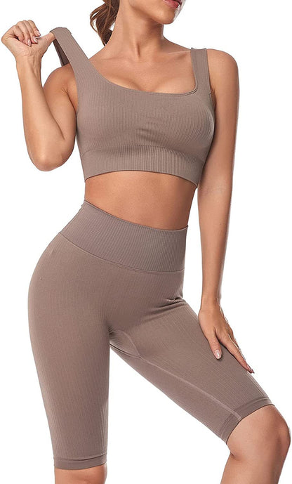 Damen Sportliches Wellness-Set mit Crop Top und Radlerhose Stalluxe
