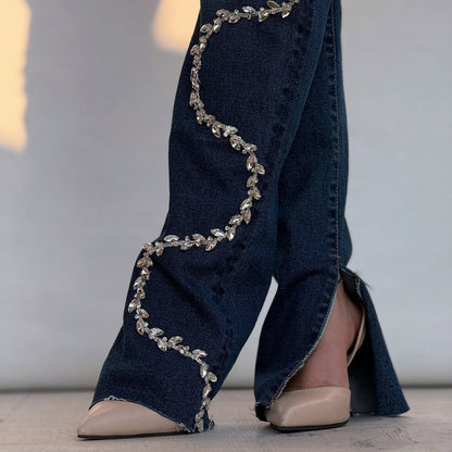 Damen Bootcut-Jeans mit glitzernden Applikationen und fransigen Abschlüssen Stalluxe