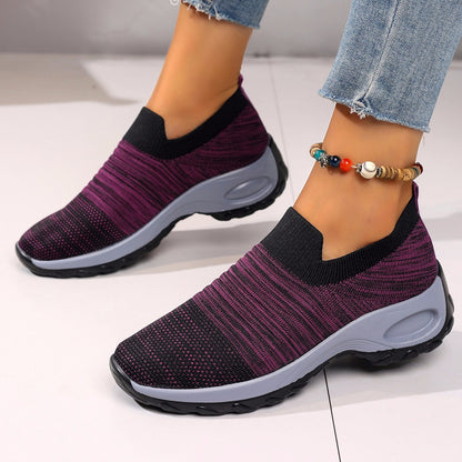 Damen Atmungsaktive Slip-On Sneakers mit elastischem Einsatz Stalluxe