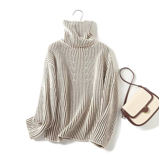 Damen gemütlicher Strickpullover mit hohem Kragen und modernen Streifen Stalluxe