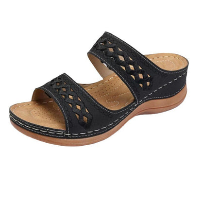 Damen bequeme Sandaletten mit perforierten Riemen und anatomischem Fußbett Stalluxe