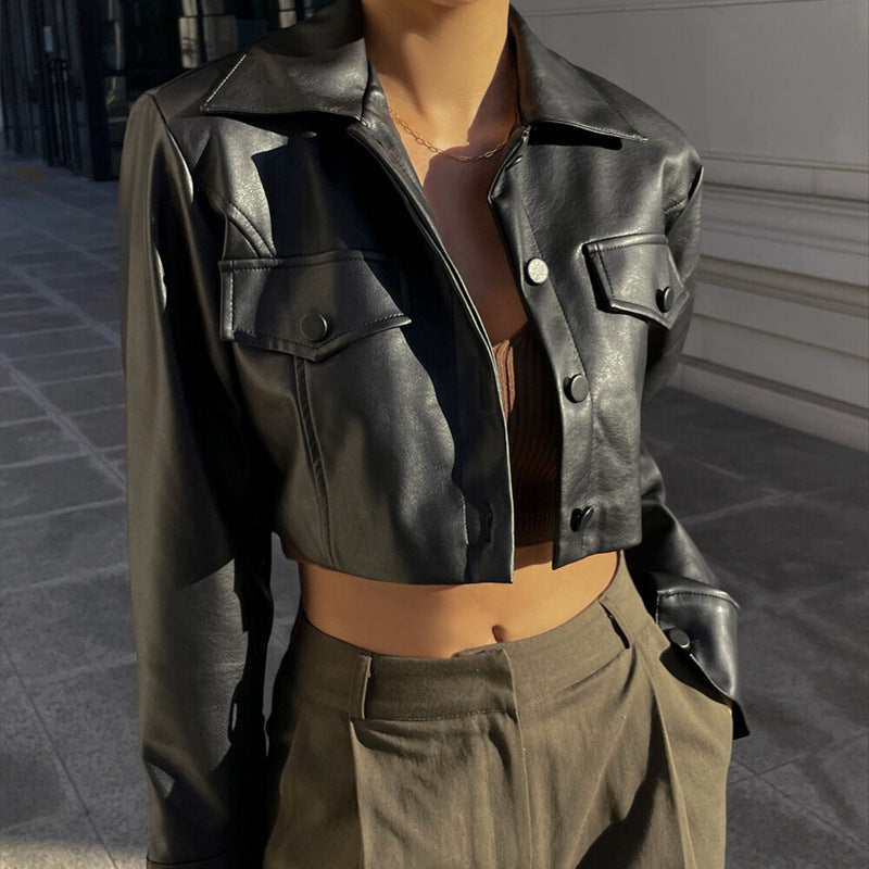Damen Modische Cropped-Lederjacke mit Brusttaschen Stalluxe