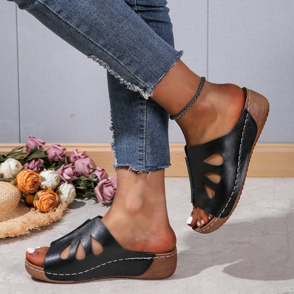 Damen Wedge-Sandaletten mit modischen Aussparungen und rutschfester Sohle Stalluxe