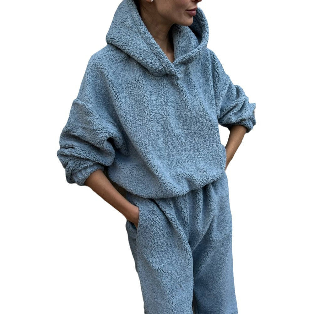 Damen kuscheliger Fleece-Jumpsuit mit elastischen Bündchen und Kapuze Stalluxe