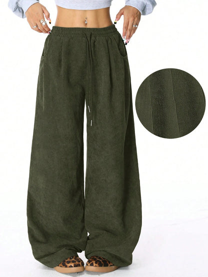 Damen Weite Freizeithose aus Rippmaterial mit elastischem Bund und praktischen Taschen Stalluxe