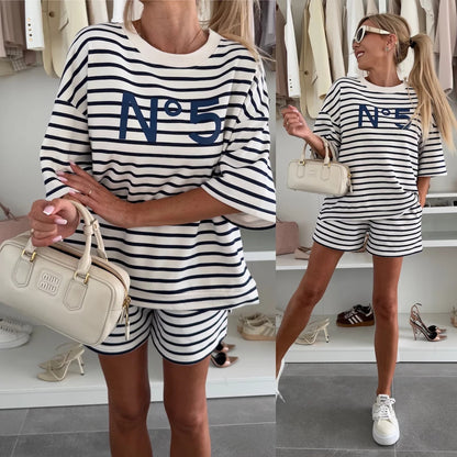 Damen gestreiftes Shorts-Set mit modischem Oversize-Schnitt Stalluxe