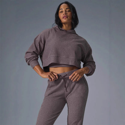 Damen lässiger cropped Hoodie und feine Jogginghose Stalluxe