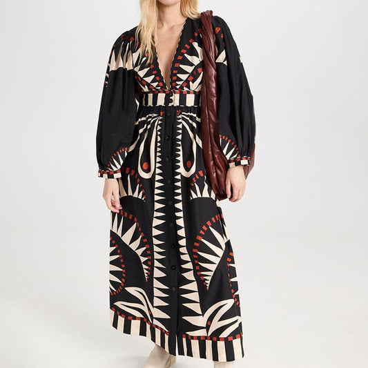 Damen Maxikleid mit ausgefallenem geometrischem Muster und eleganter Knopfleiste Stalluxe